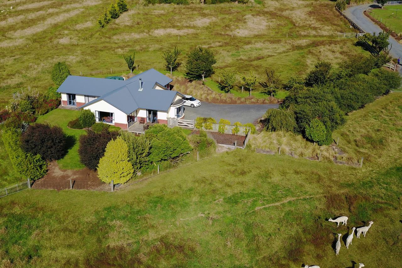 Alpaca Farmstay Dunedin Exterior photo